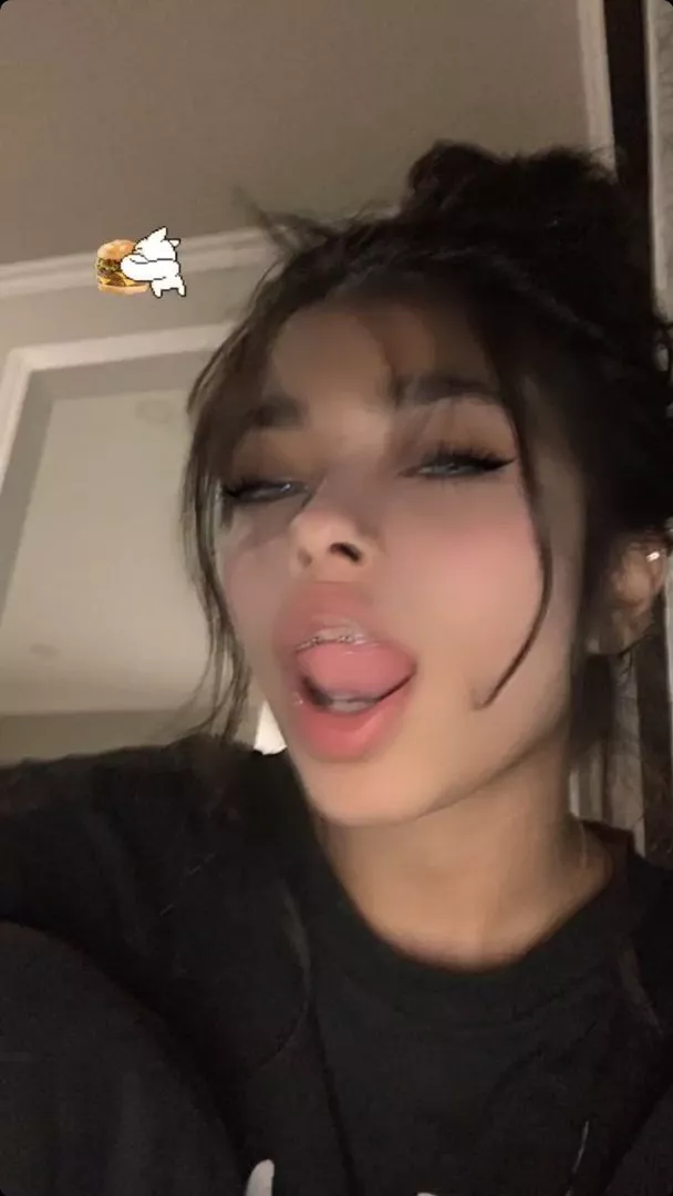 [Image: 4c4087599971472ebc8cadee16453520.webp]