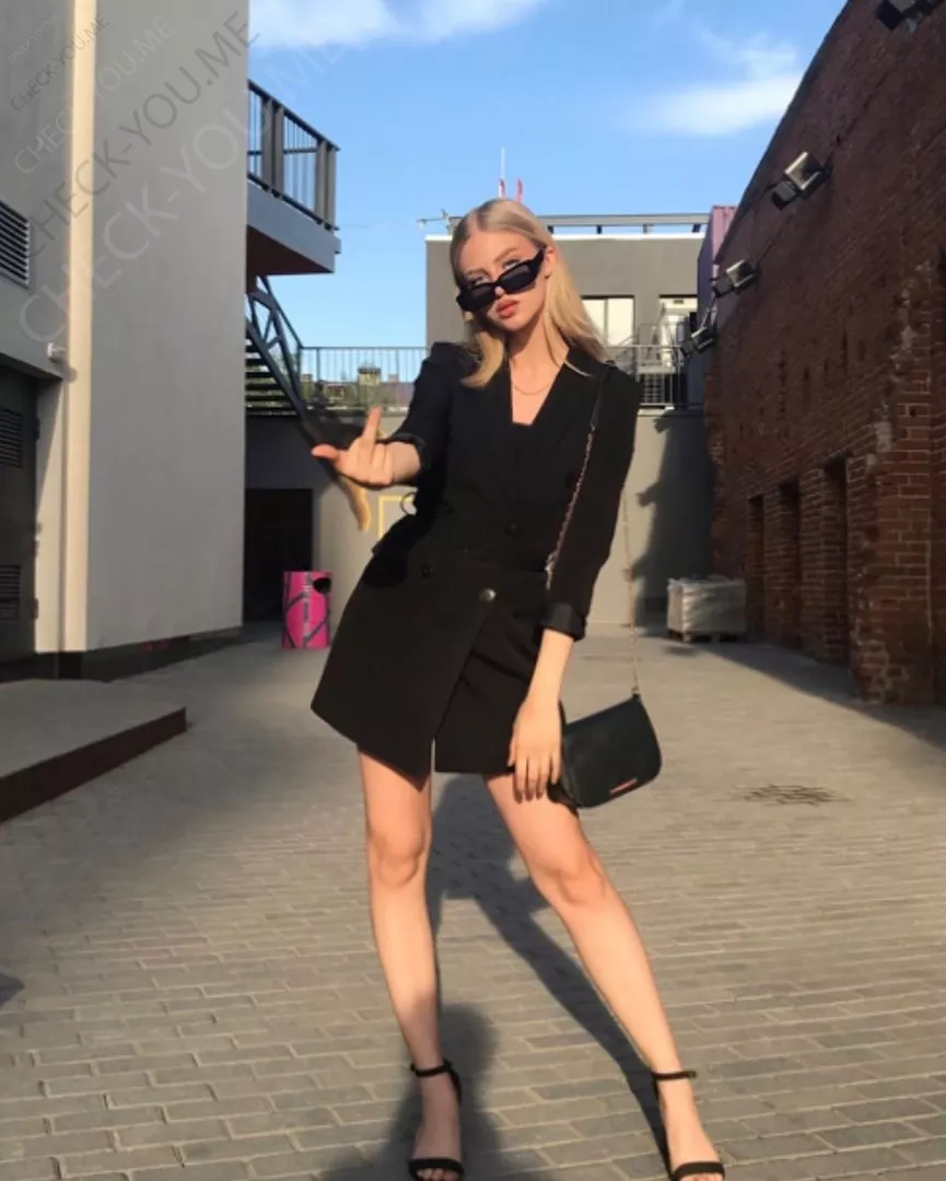 [Image: 7dee63e3ce4ec65c20768ff0902da858.webp]