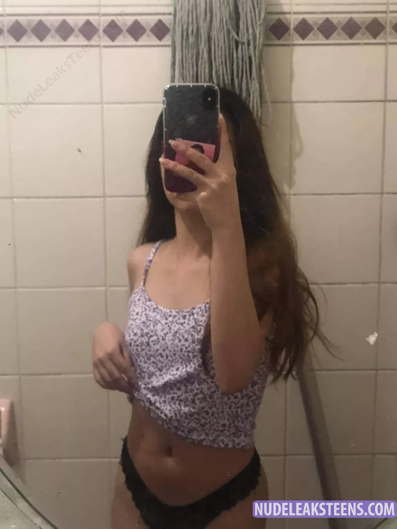 [Image: 7f3d711f56f27243a4774581b62871ba.webp]
